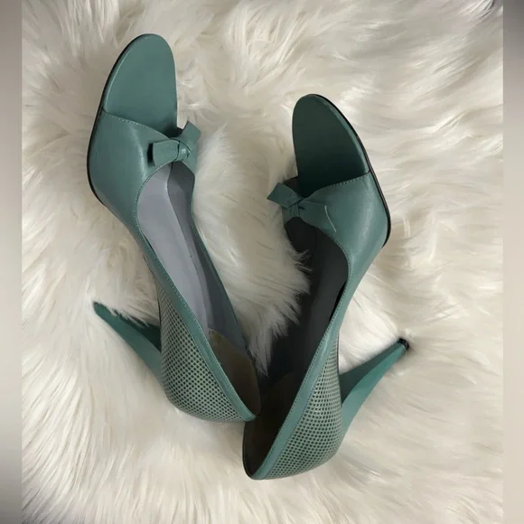 BCBG Peeptoe Heels - Picture 7 of 8